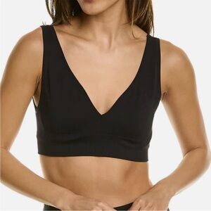 WEWOREWHAT- Seamless V-Neck Bra Top Athletic Sports Bra Training Gym